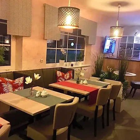 فندق Am Schaalsee 3*